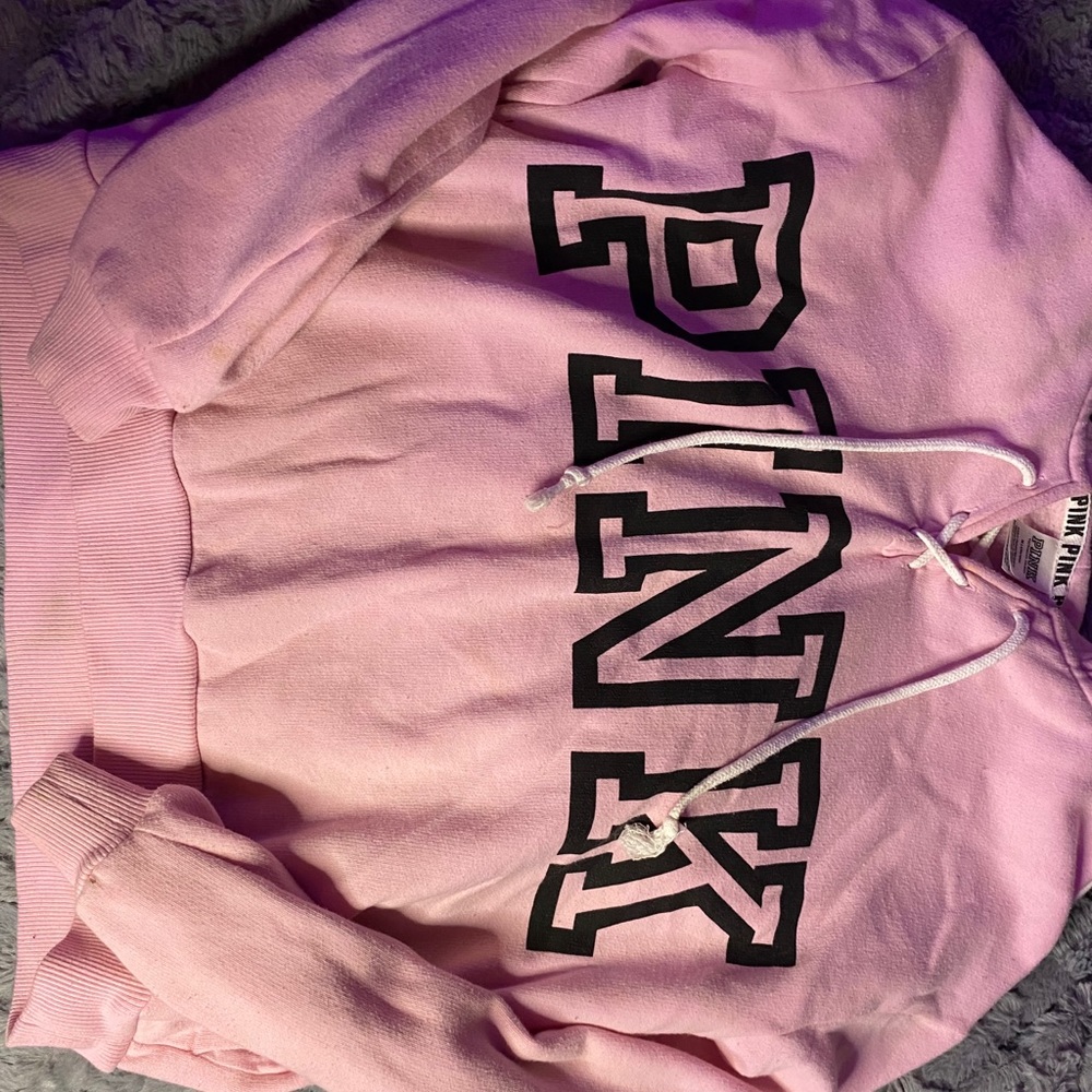 PINK sweatshirt VNECK